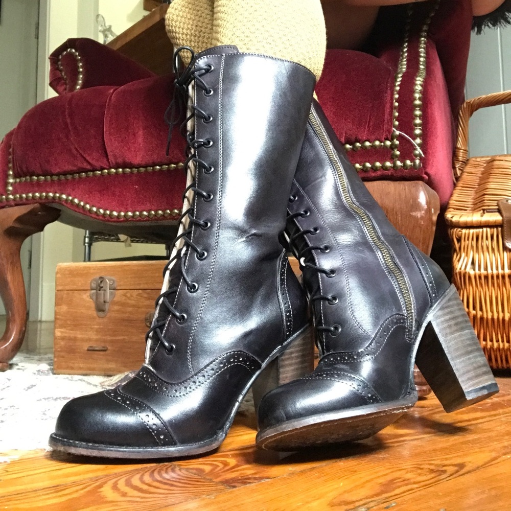 Black leather lace up Oak Tree Farm boots